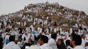 لبيك اللهم لبيك.. التضامن تواصل تفويج حجاج الجمعيات الأهلية إلى الأراضى المقدسة
