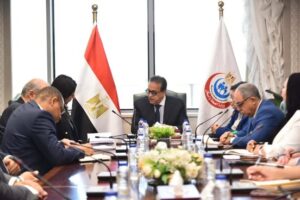 وزير الصحة يجتمع بالبنك الدولي ومؤسسة التمويل لتعزيز التعاون