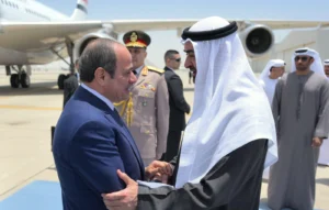 السيسي يؤكد الرفض القاطع لأي اعتداء يمس سيادة دولة الإمارات