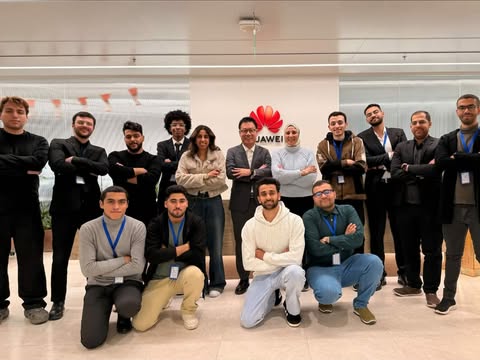 تأهل خريج في جامعة عين شمس لنهائيات مسابقة هواوي العالمية بالصين