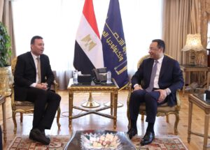 وزير الاتصالات يبحث مع رئيس «الإحصاء» التعاون بمشروع تعداد 2027