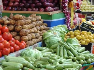 هدوء بالأسواق.. استقرار أسعار الخضروات والفاكهة الخميس 14 مايو