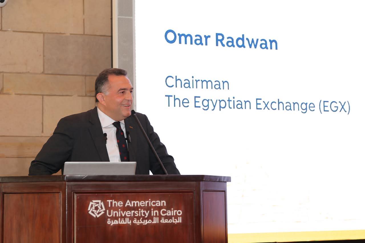 البورصة المصرية تشارك الجامعة الأمريكية بالقاهرة في فعاليات إطلاق التقرير السنوي الثامن لمراقبة تمثيل المرأة بمجالس الإدارات