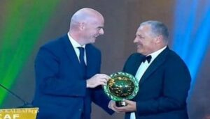 اتحاد الكرة يعلن دعمه لـ”إنفانتينو” لفترة جديدة في رئاسة “فيفا”