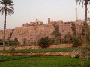 «جبل الطير».. كنز سياحى داخل مغارة العائلة المقدسة