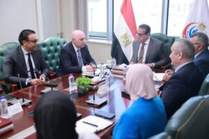 وزير الصحة يجتمع بممثلي شركات عالمية لإنشاء مدينة «كابيتال ميد» الطبية