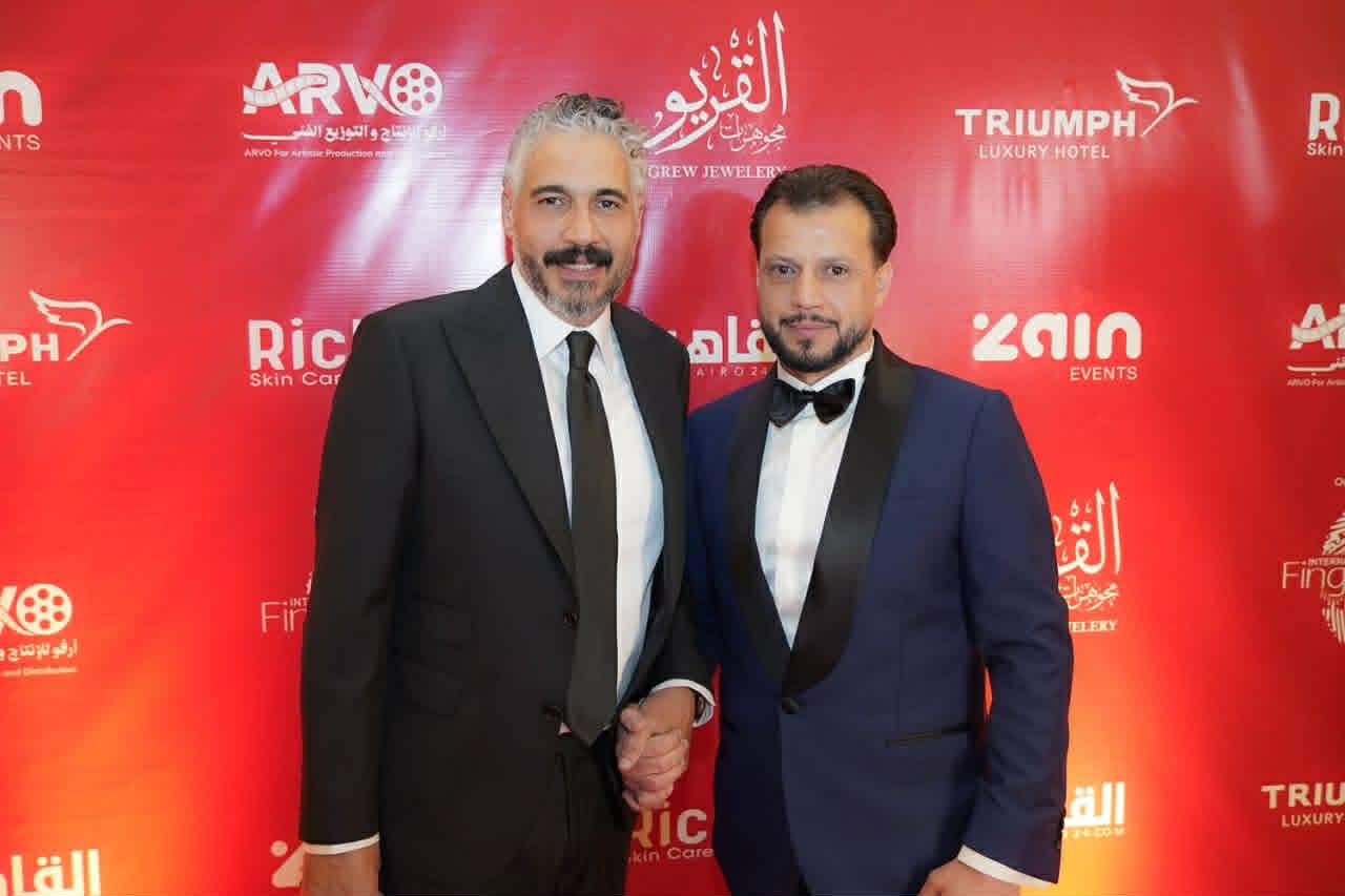 بالصور .. مصمم المجوهرات محمد القريو يواصل تألقه ويحصد جائزة “تريند أوردز الشرق الأوسط” للأكثر تاثيرا