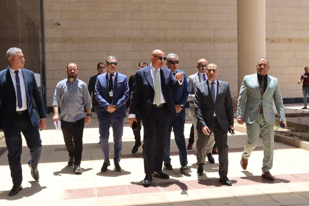 اللجنة العليا للتفتيش الأمني والبيئي تتفقد مطار سفنكس الدولي لمتابعة كفاءة التشغيل والأمن والسلامة