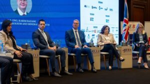 وزير البترول: خفض مستحقات الشركاء الأجانب إلى 440 مليون دولار