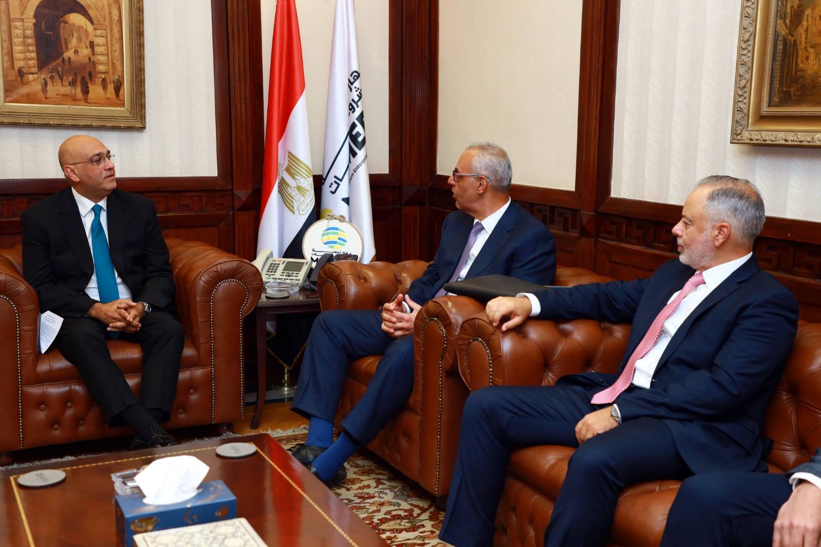 تنمية المشروعات يقدم تمويلاً بـ ٢٠٠ مليون جنيه للمشروعات المتوسطة والصغيرة