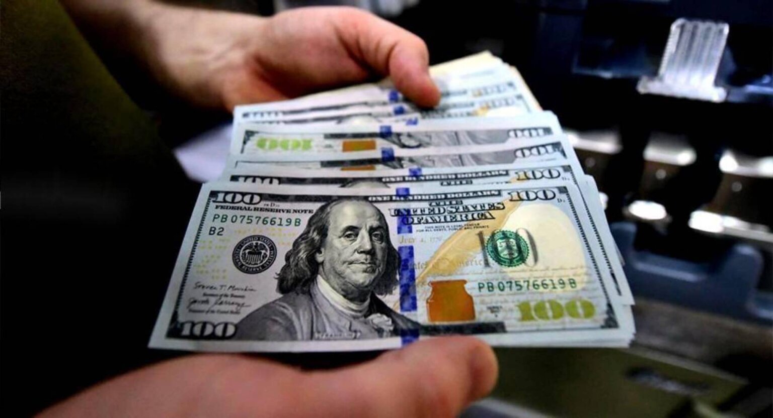 أسعار الدولار في مصر اليوم الخميس