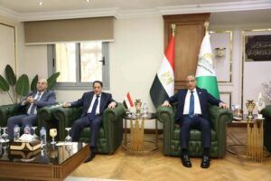 محافظ الجيزة يستقبل مساعد وزير الداخلية لقطاع أمن الجيزة للتهنئة بمناسبة عيد الأضحى المبارك