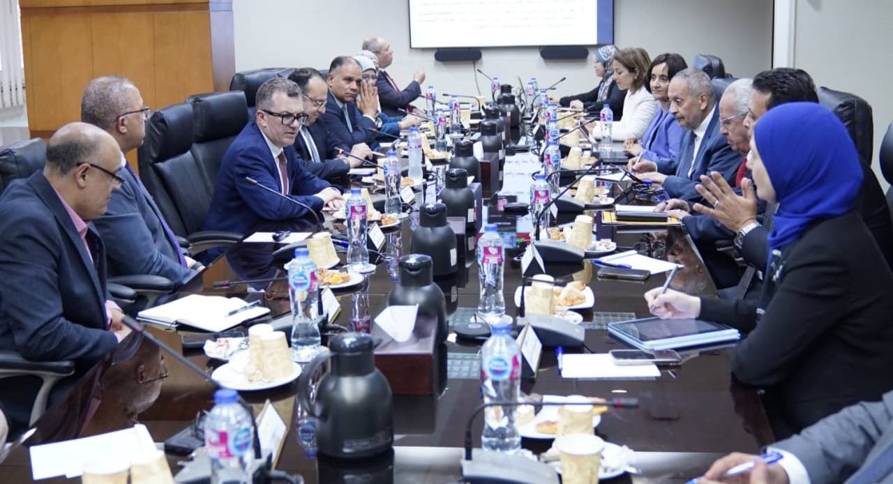 وزير التخطيط يترأس اجتماع مجلس إدارة معهد التخطيط القومي