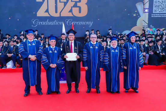 تخريج دفعة 2023 بطب عين شمس في احتفال رسمي
