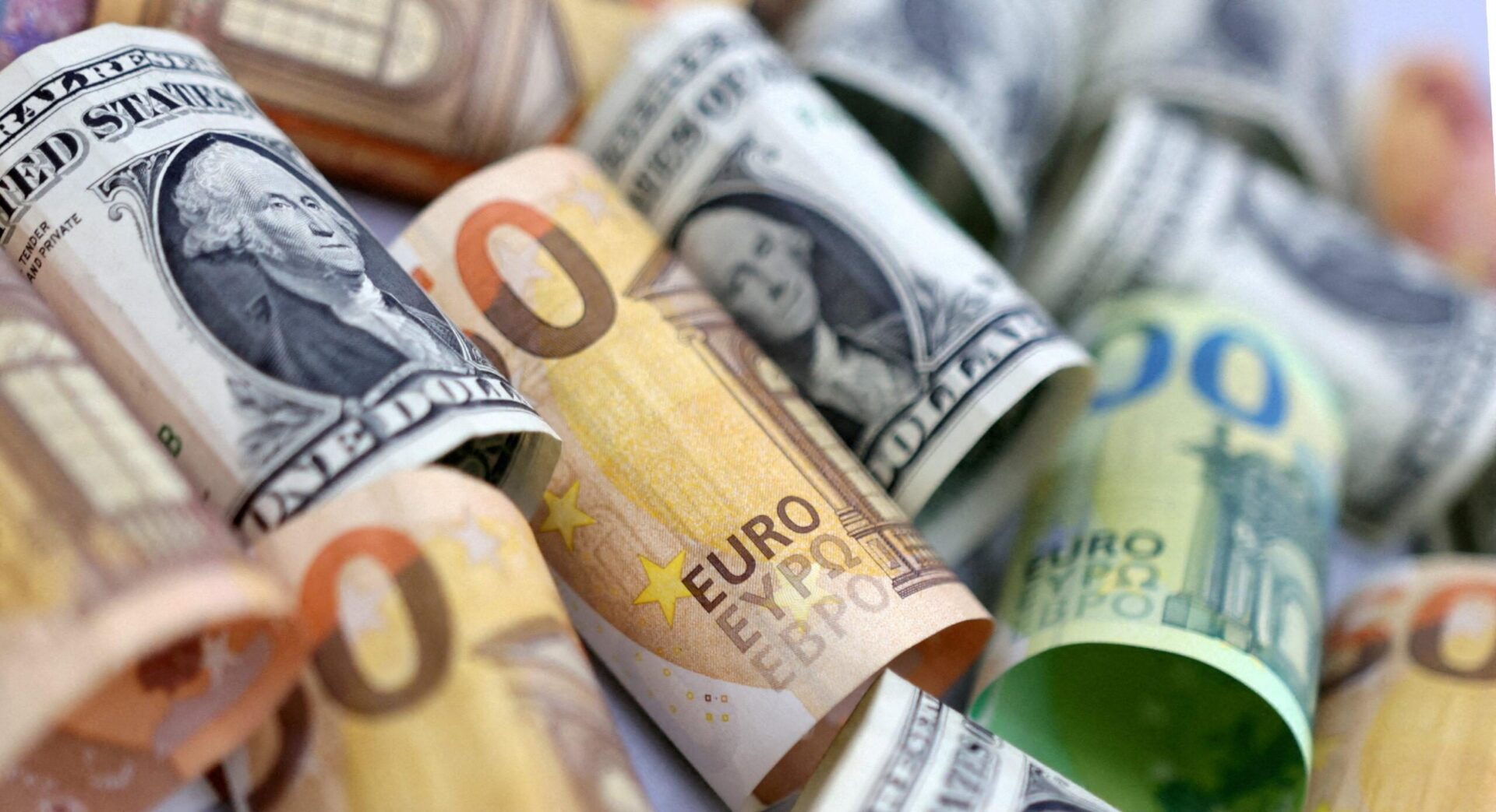 أسعار العملات في مصر الخميس 14 مايو
