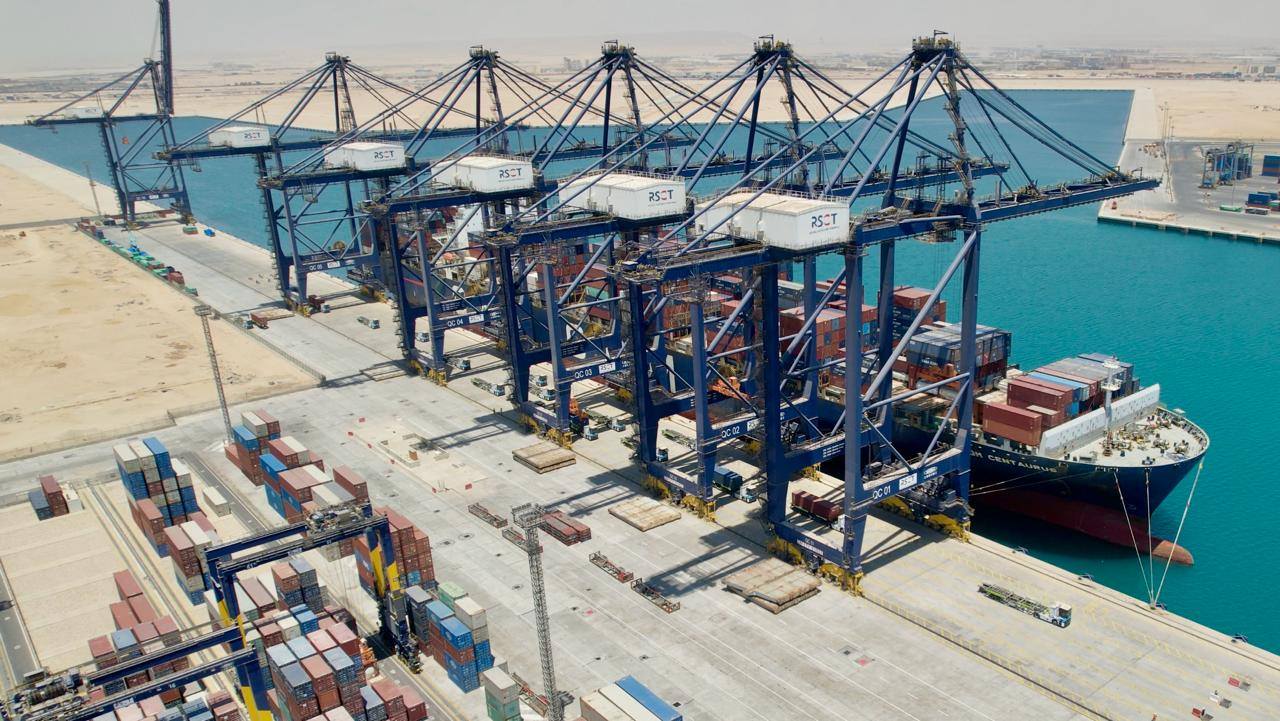 إنفوجراف.. الموانئ المصرية تحقق طفرة كبيرة بمعدل نمو 6.6%