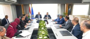 وزير العمل يعلن حزمة دعم جديدة للعمالة غير المنتظمة بأسوان