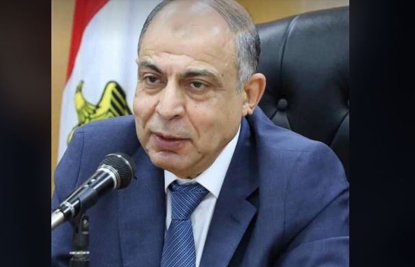 محافظ المنيا يتابع فعاليات مبادرة «رخصتك في محلك» لتسهيل إجراءات تراخيص المحال التجارية
