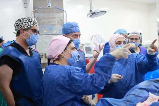 بالمجان.. خبير إسباني يجري 3 قساطر قلبية متقدمة بمستشفى الشيخ زايد التخصصي