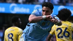 عمر مرموش في مهمة إنقاذ حلم الدوري مع مانشستر سيتي ضد كريستال بالاس