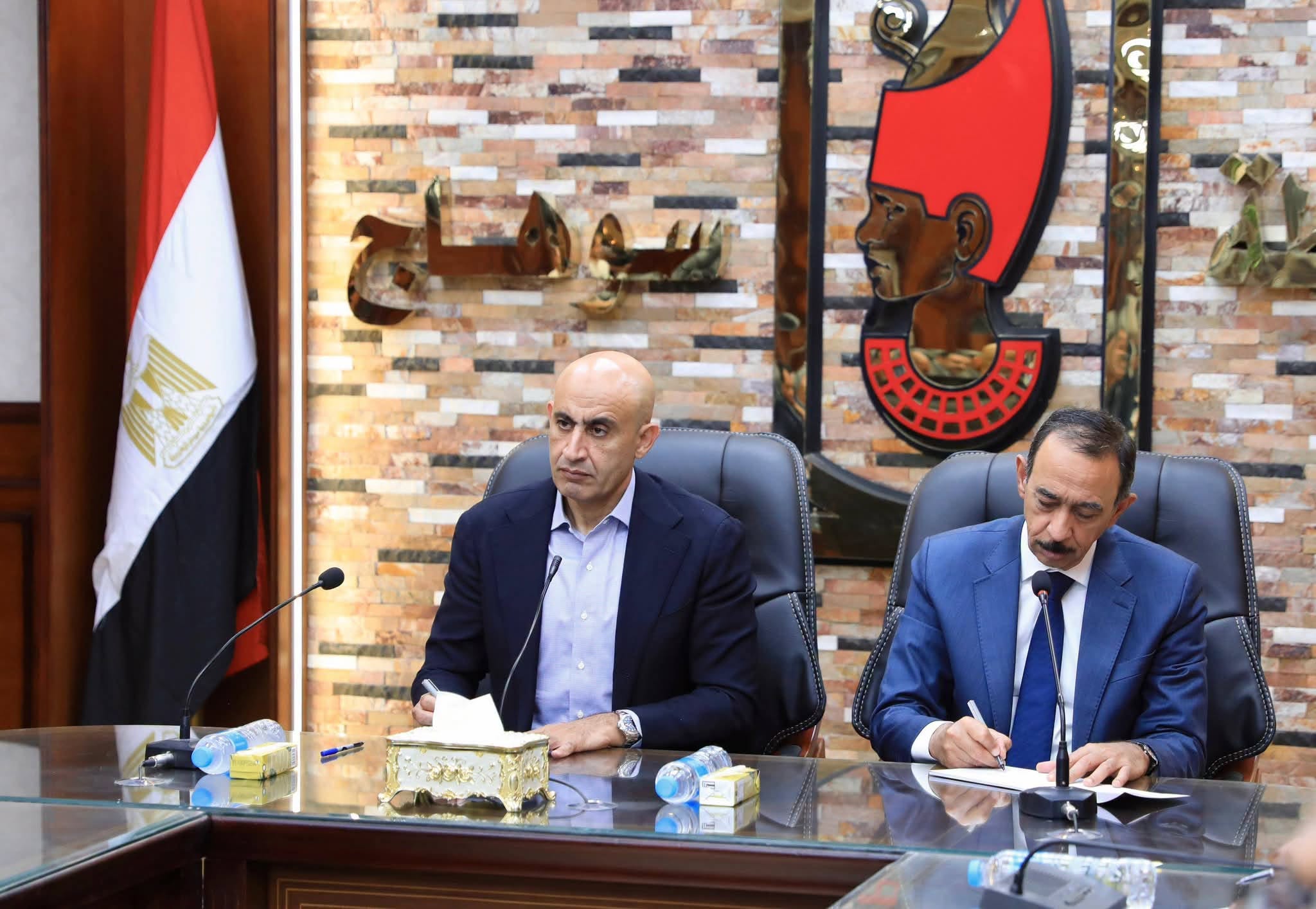 وزير التربية ومحافظ سوهاج يبحثان التوسع في إنشاء المدارس