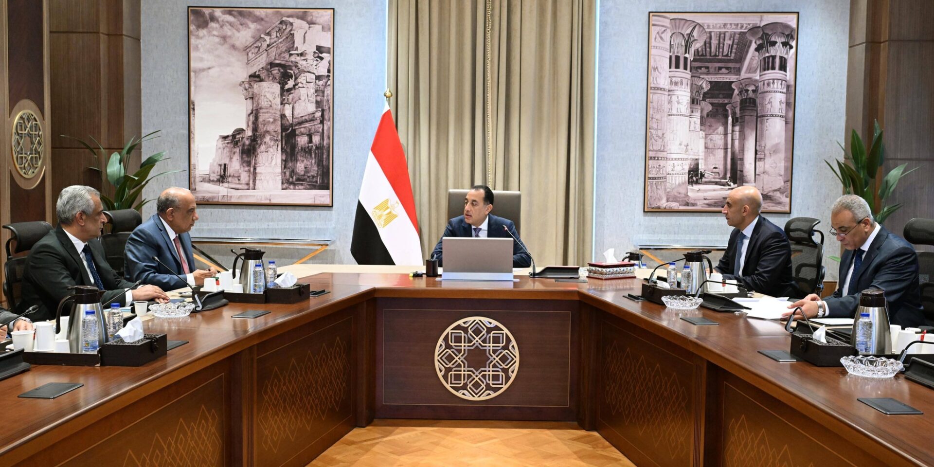رئيس الوزراء يطلع على جهود تطوير  شركات ومصانع الإنتاج الحربي