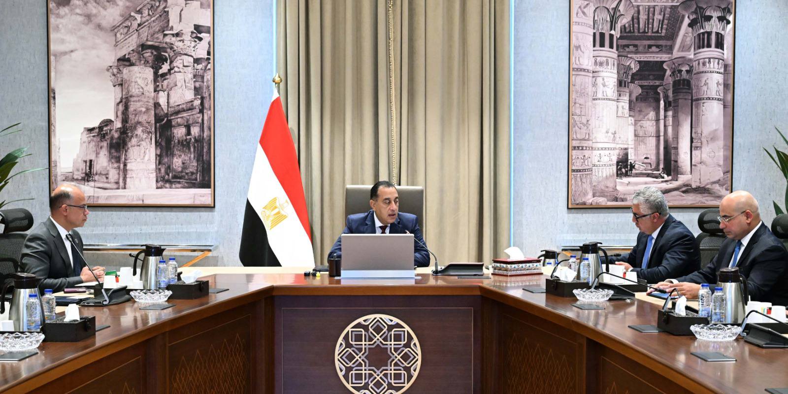 رئيس الوزراء: خطط واعدة لجذب استثمارات مُستمرة لـ”اقتصادية السويس”