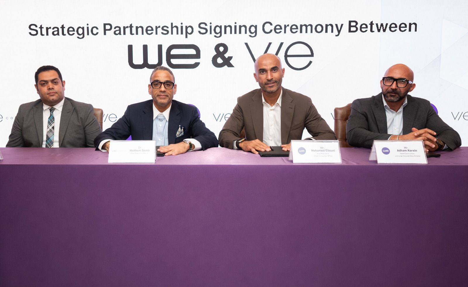 اتفاقية بين WE وVIE Communities لتوفير خدمات الاتصالات الذكية فائقة السرعة بالمشروعات العمرانية