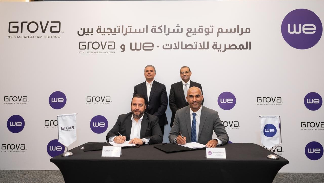 «WE» تدخل بقوة إلى المدن الذكية.. اتفاق مع «جروفا» لتطوير البنية الرقمية للعاصمة الجديدة والمشروعات العمرانية
