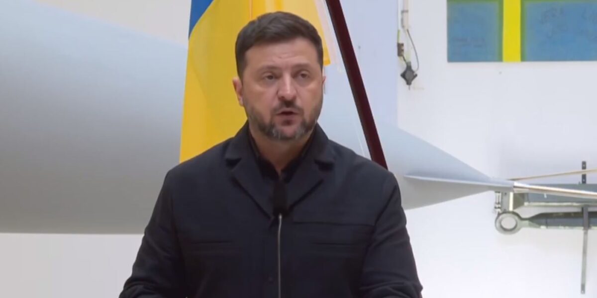 الرئيس الأوكراني يطالب بتسريع الدعم الدفاعي الأوروبي والأمريكي