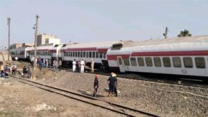 ​انفصال 4 عربات من قطار «القاهرة – الإسكندرية» بكفر الزيات دون إصابات.. والسكة الحديد تكشف التفاصيل