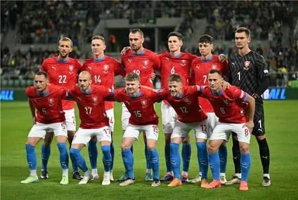 كأس العالم..التشكيل الرسمي لمنتخبي التشيك و كوريا في ثاني المباريات