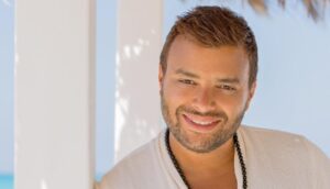 رامي صبري يوجه رسالة رومانسية لزوجته بمناسبة عيد ميلادها..صورة