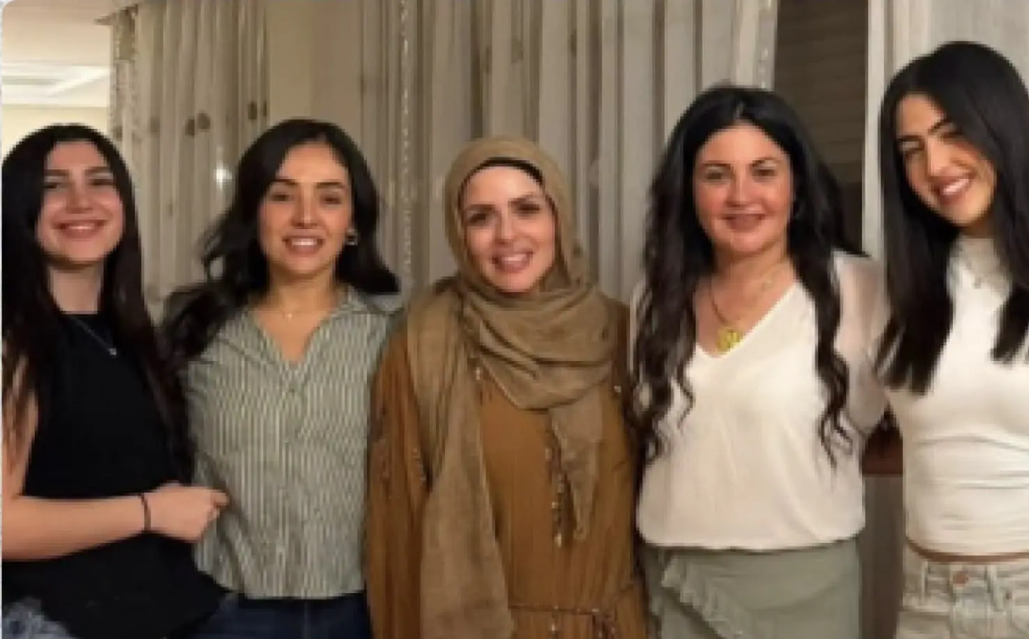 مفاجأة مها الصغير في عيد ميلادها.. إطلالة بالحجاب تشعل السوشيال ميديا