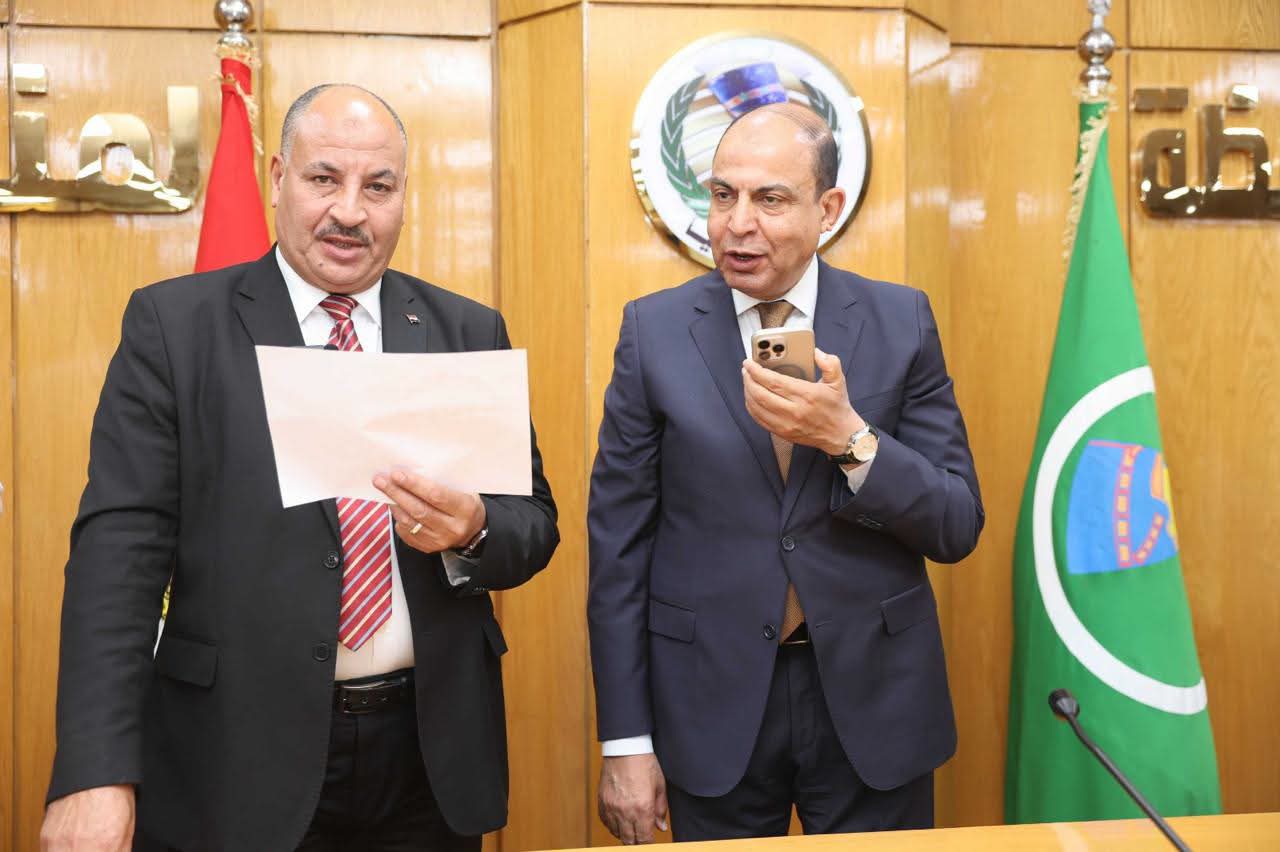 محافظ المنيا يعتمد نتيجة الشهادة الإعدادية ويهنئ الأوائل: أنتم نماذج مشرفة