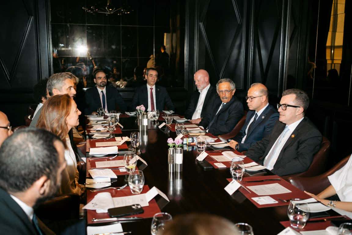 وزير التخطيط يشارك في المائدة المستديرة لشركة «فيزا» وغرفة التجارة الأمريكية حول دور الاقتصاد الرقمي في دفع النمو