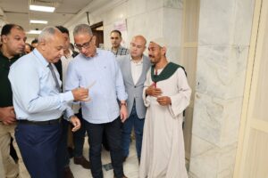 جولة تفقدية لمحافظ الجيزة داخل مستشفى شبرامنت المركزي بأبو النمرس