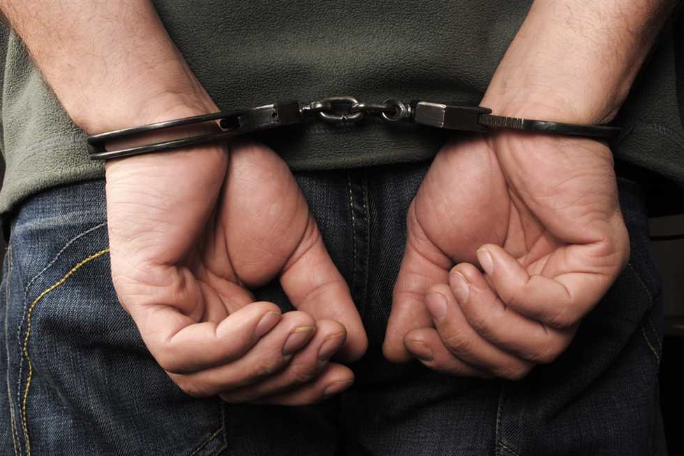 3 متهمين يخطفون سيدة ويعتدون عليها في مقابر الخليفة.. والامن يضبطهم