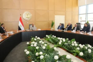 وزير الكهرباء يشهد مراسم توقيع بروتوكول لإحلال العدادات التقليدية بأخرى ذكية