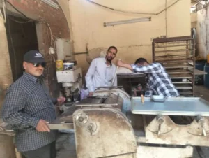 ضبط 100 كيلو لحوم ومصنعات غذائية فاسدة داخل مطعم شهير بمنفلوط في أسيوط