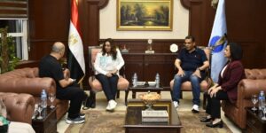 وزيرة التنمية المحلية والبيئة تبحث تطوير منظومة المخلفات بالبحر الأحمر وتحسين الخدمات البيئية
