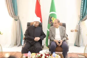 محافظ المنيا يستقبل وزير الأوقاف لبحث سبل تطوير منطقة البهنسا الأثرية