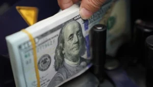 أسعار الدولار في مصر اليوم الإثنين