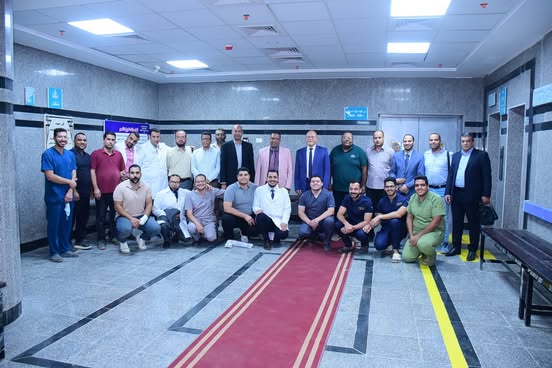 ​لجان دقيقة واختبارات شفوية.. رئيس جامعة سوهاج يتابع امتحانات الدراسات العليا بقسم العظام