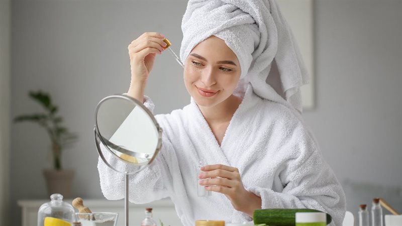وصفات طبيعية لتهدئة البشرة بعد التعرض للشمس.. ترطيب وحماية من الاحمرار والتصبغات