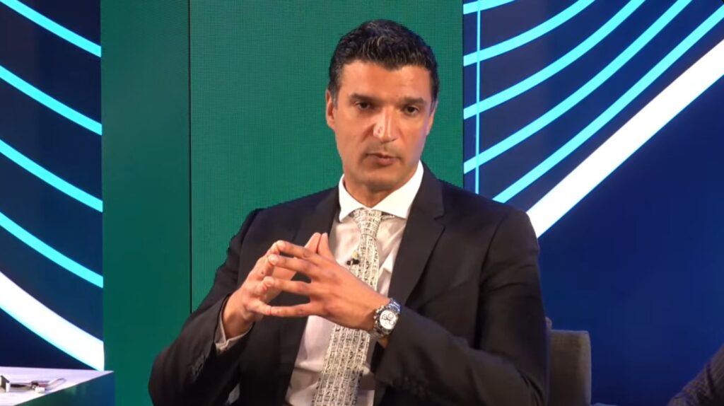 وزير الصناعة يناقش توسيع الشراكات مع البنك الأوروبي وتركيا ونيجيريا والمغرب