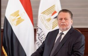 محافظ البنك المركزي يهنئ الرئيس بذكرى ثورة 30 يونيو