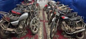 ضبط تشكيل عصابي سرق 36 دراجة نارية و24 توك توك بالإسكندرية.. وإعادة دراجة صاحب الفيديو المتداول