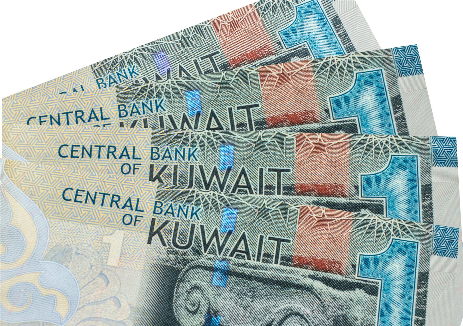 استقرار سعر الدينار الكويتي أمام الجنيه في تعاملات اليوم