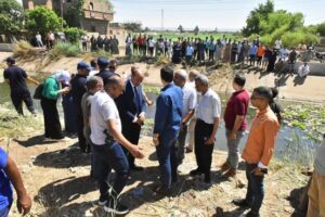 “جميعهم أطفال” محافظ أسيوط ومدير الأمن يتفقدا موقع حادث غرق 9 أطفال إثر سقوط تروسيكل بترعة جنابية صدفا
